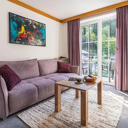 Der Schmittenhof Отель